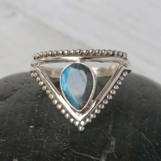 Sterling Labradorite Dotted Triangle Ring